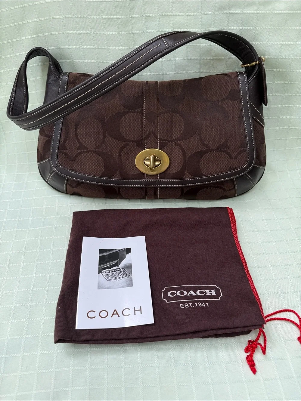 Vintage Y2K SoHo Coach Dark Brown Canvas Turnlock Shoulder Bag with Dust Bag